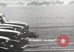 Standbild 1st Cavalry Division Fort Riley Kansas USA, 1942, aus Sekunde 35 historischem Filmmaterial Videoclip 65675063106