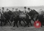 Standbild 1st Cavalry Division Fort Riley Kansas USA, 1942, aus Sekunde 22 historischem Filmmaterial Videoclip 65675063107
