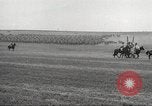 Standbild 1st Cavalry Division Fort Riley Kansas USA, 1942, aus Sekunde 30 historischem Filmmaterial Videoclip 65675063107