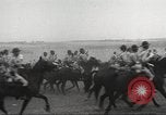 Standbild 1st Cavalry Division Fort Riley Kansas USA, 1942, aus Sekunde 48 historischem Filmmaterial Videoclip 65675063107