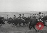 Standbild 1st Cavalry Division Fort Riley Kansas USA, 1942, aus Sekunde 49 historischem Filmmaterial Videoclip 65675063107