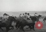 Standbild 1st Cavalry Division Fort Riley Kansas USA, 1942, aus Sekunde 51 historischem Filmmaterial Videoclip 65675063107