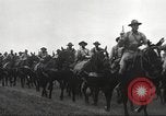 Standbild 1st Cavalry Division Fort Riley Kansas USA, 1942, aus Sekunde 62 historischem Filmmaterial Videoclip 65675063107