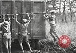 Standbild Elemente der US 6th Cavalry Division in Manövern am Fort Olgelthorpe Fort Oglethorpe Georgia USA, 1942, aus Sekunde 4 historischem Filmmaterial Videoclip 65675063110