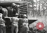 Standbild Elemente der US 6th Cavalry Division in Manövern am Fort Olgelthorpe Fort Oglethorpe Georgia USA, 1942, aus Sekunde 10 historischem Filmmaterial Videoclip 65675063110