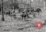 Standbild Elemente der US 6th Cavalry Division in Manövern am Fort Olgelthorpe Fort Oglethorpe Georgia USA, 1942, aus Sekunde 34 historischem Filmmaterial Videoclip 65675063110