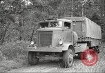 Standbild 1st Cavalry Division Salem Oregon USA, 1942, aus Sekunde 18 historischem Filmmaterial Videoclip 65675063115
