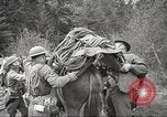 Standbild 1st Cavalry Division Salem Oregon USA, 1942, aus Sekunde 43 historischem Filmmaterial Videoclip 65675063115