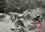 Standbild 1st Cavalry Division Salem Oregon USA, 1942, aus Sekunde 50 historischem Filmmaterial Videoclip 65675063115