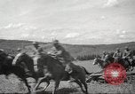 Standbild 1st Cavalry Division Salem Oregon USA, 1942, aus Sekunde 33 historischem Filmmaterial Videoclip 65675063117