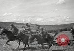 Standbild 1st Cavalry Division Salem Oregon USA, 1942, aus Sekunde 34 historischem Filmmaterial Videoclip 65675063117