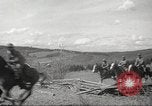 Standbild 1st Cavalry Division Salem Oregon USA, 1942, aus Sekunde 42 historischem Filmmaterial Videoclip 65675063117