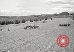 Standbild 1st Cavalry Division Salem Oregon USA, 1942, aus Sekunde 10 historischem Filmmaterial Videoclip 65675063118