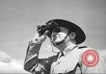 Standbild 1st Cavalry Division Salem Oregon USA, 1942, aus Sekunde 34 historischem Filmmaterial Videoclip 65675063118