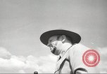 Standbild 1st Cavalry Division Salem Oregon USA, 1942, aus Sekunde 37 historischem Filmmaterial Videoclip 65675063118