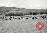 Standbild 1st Cavalry Division Salem Oregon USA, 1942, aus Sekunde 49 historischem Filmmaterial Videoclip 65675063118