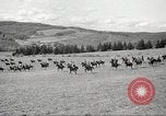 Standbild 1st Cavalry Division Salem Oregon USA, 1942, aus Sekunde 51 historischem Filmmaterial Videoclip 65675063118