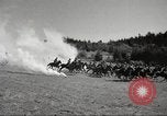 Standbild 1st Cavalry Division Salem Oregon USA, 1942, aus Sekunde 14 historischem Filmmaterial Videoclip 65675063119