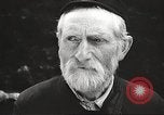 Standbild Juden Polens im Zweiten Weltkrieg Dombrowa Polen, 1940, aus Sekunde 6 historischem Filmmaterial Videoclip 65675063123