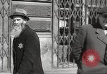 Standbild Juden Dombrowa Polen, 1940, aus Sekunde 4 historischem Filmmaterial Videoclip 65675063124