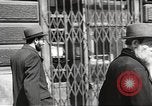 Standbild Juden Dombrowa Polen, 1940, aus Sekunde 11 historischem Filmmaterial Videoclip 65675063124
