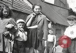 Standbild Juden Dombrowa Polen, 1940, aus Sekunde 60 historischem Filmmaterial Videoclip 65675063124
