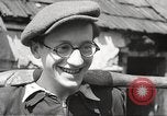 Standbild Juden Dombrowa Polen, 1940, aus Sekunde 16 historischem Filmmaterial Videoclip 65675063125
