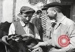 Standbild Juden Dombrowa Polen, 1940, aus Sekunde 45 historischem Filmmaterial Videoclip 65675063125