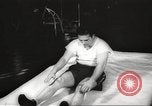 Image Boxeur Joe Louis la préparation d'une lutte United States USA, 1946, de la seconde 51 séquences d'archives historiques vidéo 65675063131