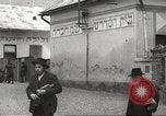 Standbild Juden im Dorf Ungvar Ruthenia Ungarn, 1939, aus Sekunde 27 historischem Filmmaterial Videoclip 65675063136