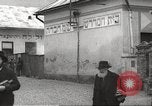 Standbild Juden im Dorf Ungvar Ruthenia Ungarn, 1939, aus Sekunde 28 historischem Filmmaterial Videoclip 65675063136