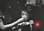 Image les victimes de guerre l'Europe, 1946, de la seconde 28 séquences d'archives historiques vidéo 65675063148