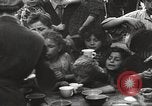 Image les victimes de guerre l'Europe, 1946, de la seconde 35 séquences d'archives historiques vidéo 65675063148