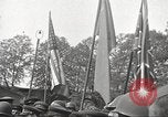 Immagine di Funzionari di soddisfare Torgau Germania, 1945, secondo 12 filmato di repertorio 65675063152