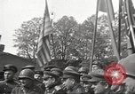 Immagine di Funzionari di soddisfare Torgau Germania, 1945, secondo 15 filmato di repertorio 65675063152