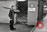 Immagine di Il tedesco paratroop soldati in formazione Germania, 1939, secondo 52 filmato di repertorio 65675063155