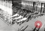 Immagine di Fabbricazione di Esercito Tedesco paracaduti seconda guerra mondiale Germania, 1939, secondo 11 filmato di repertorio 65675063156