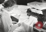 Immagine di Fabbricazione di Esercito Tedesco paracaduti seconda guerra mondiale Germania, 1939, secondo 31 filmato di repertorio 65675063156