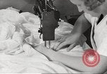 Immagine di Fabbricazione di Esercito Tedesco paracaduti seconda guerra mondiale Germania, 1939, secondo 39 filmato di repertorio 65675063156