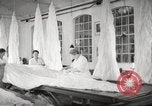 Immagine di Fabbricazione di Esercito Tedesco paracaduti seconda guerra mondiale Germania, 1939, secondo 54 filmato di repertorio 65675063156