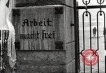 Standbild Zwangsarbeitslager Flossenburg Deutschland, 1945, aus Sekunde 23 historischem Filmmaterial Videoclip 65675063162