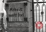 Standbild Zwangsarbeitslager Flossenburg Deutschland, 1945, aus Sekunde 26 historischem Filmmaterial Videoclip 65675063162