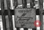 Standbild Zwangsarbeitslager Flossenburg Deutschland, 1945, aus Sekunde 35 historischem Filmmaterial Videoclip 65675063162