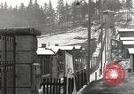 Standbild Zwangsarbeitslager Flossenburg Deutschland, 1945, aus Sekunde 49 historischem Filmmaterial Videoclip 65675063162