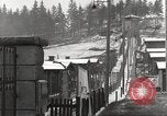 Standbild Zwangsarbeitslager Flossenburg Deutschland, 1945, aus Sekunde 53 historischem Filmmaterial Videoclip 65675063162