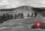Standbild Konzentrationslager Flossenbürg Deutschland, 1945, aus Sekunde 16 historischem Filmmaterial Videoclip 65675063165
