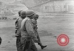 Standbild Konzentrationslager Flossenbürg Deutschland, 1945, aus Sekunde 29 historischem Filmmaterial Videoclip 65675063165