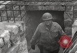 Standbild Konzentrationslager Flossenbürg Deutschland, 1945, aus Sekunde 53 historischem Filmmaterial Videoclip 65675063165