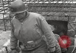 Standbild Konzentrationslager Flossenbürg Deutschland, 1945, aus Sekunde 58 historischem Filmmaterial Videoclip 65675063165