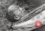 Standbild slave Arbeitslager Flossenburg Deutschland, 1945, aus Sekunde 25 historischem Filmmaterial Videoclip 65675063166